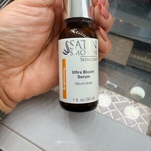 Ultra Bloom Serum - White and Brown